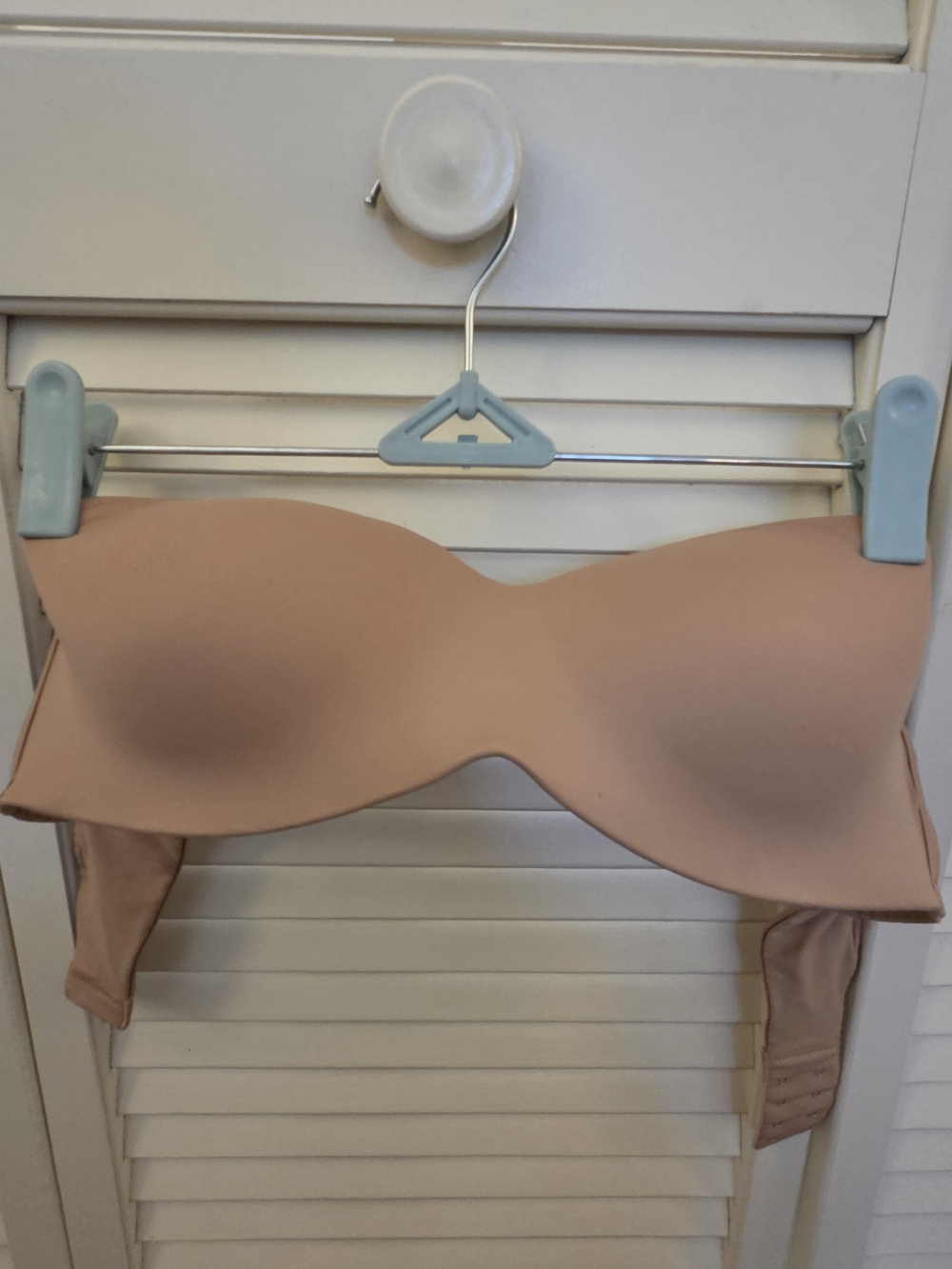 PINK Victoria's Secret Strapless Seamless Molded Cup Bra in Blush